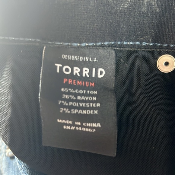 Torrid bombshell skinny jeans size 18R - Picture 4 of 8